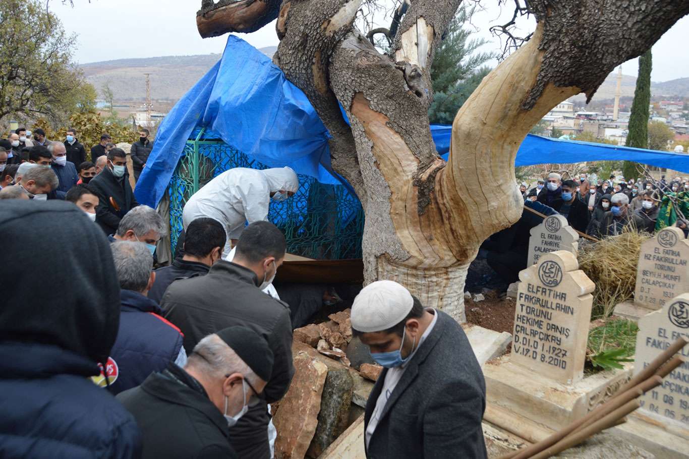 Büyük İslam Alimi Molla Sadullah Toprak defnedildi